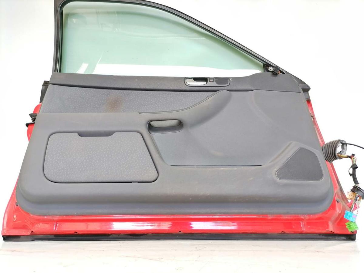 Audi A3 8L original Tür vorn links LY3H Laserrot 3-Türer Bj.1997 Audi A3 8L original Tür vorn links LY3H Laserrot 3-Türer Bj.1997